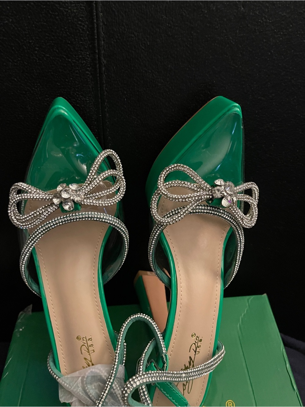Cathy Din Ddk Shauna Crystal Bow Patent Women's Platform Heels Sz 8.5 — image 8 of 8